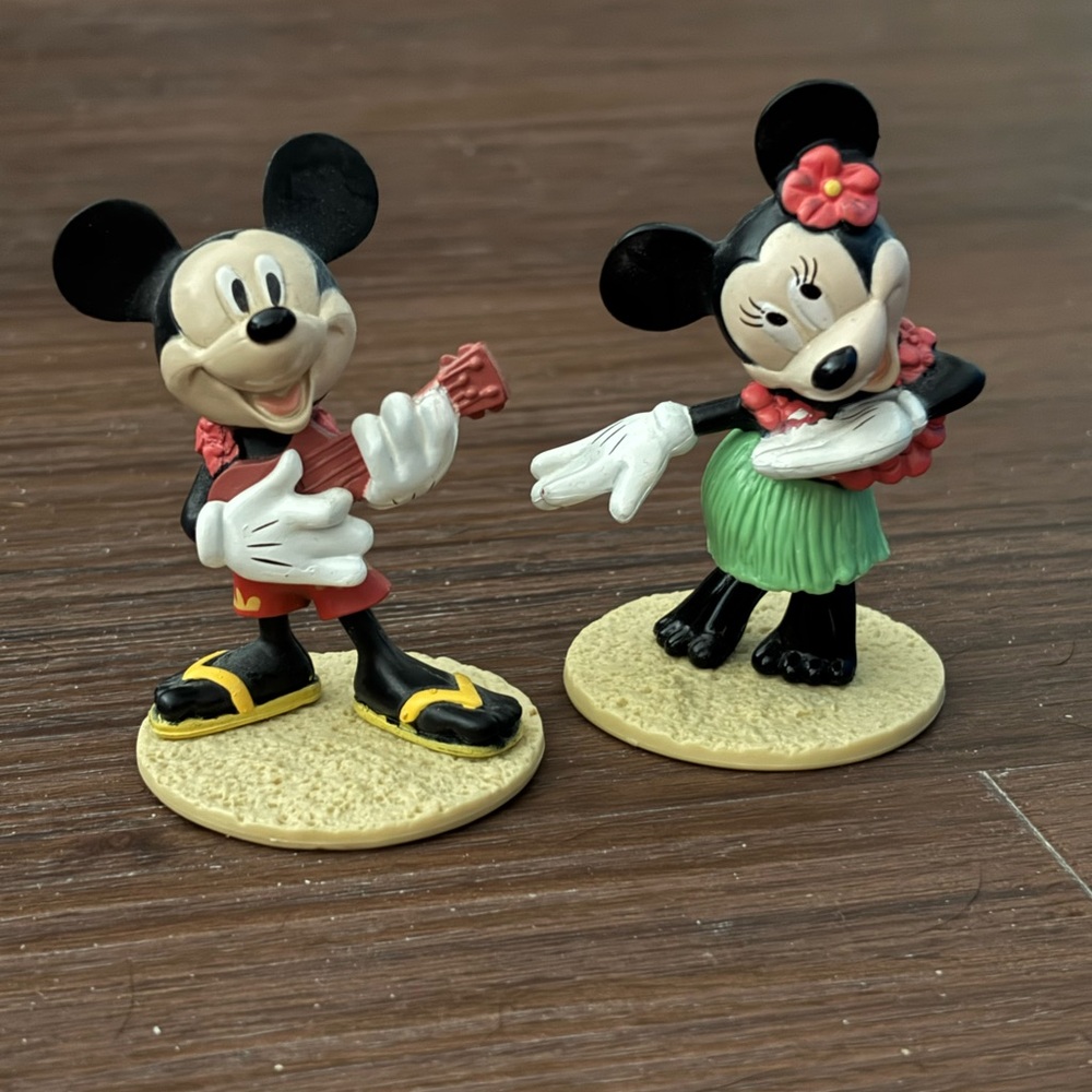 Disney Mickey and Minnie Mouse Figurines